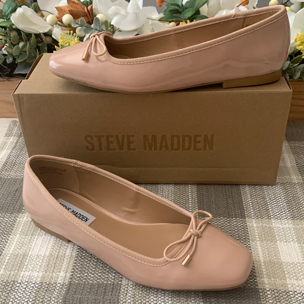 Steve Madden Nude Patent Leather Ballet Flats